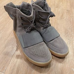Yeezy 750’s size 11.5 for sale